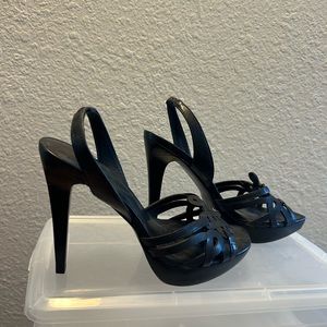 DVF stunning leather heels